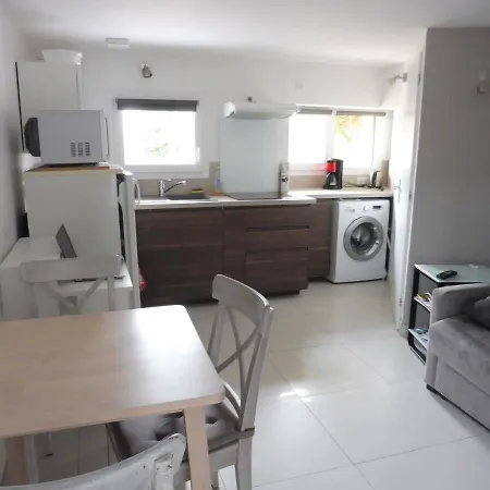 Cathy T2 * إيكس ليه با